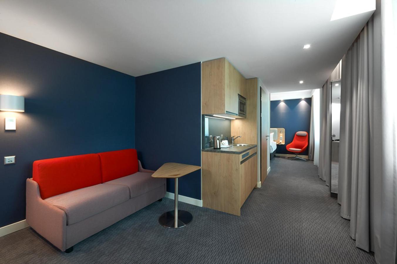 Aparthotel Express & - Basel - By Ihg Allschwil