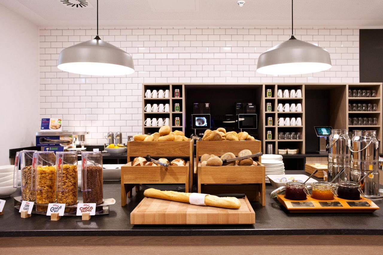Express & - Basel - By Ihg Apart-hotel 3*