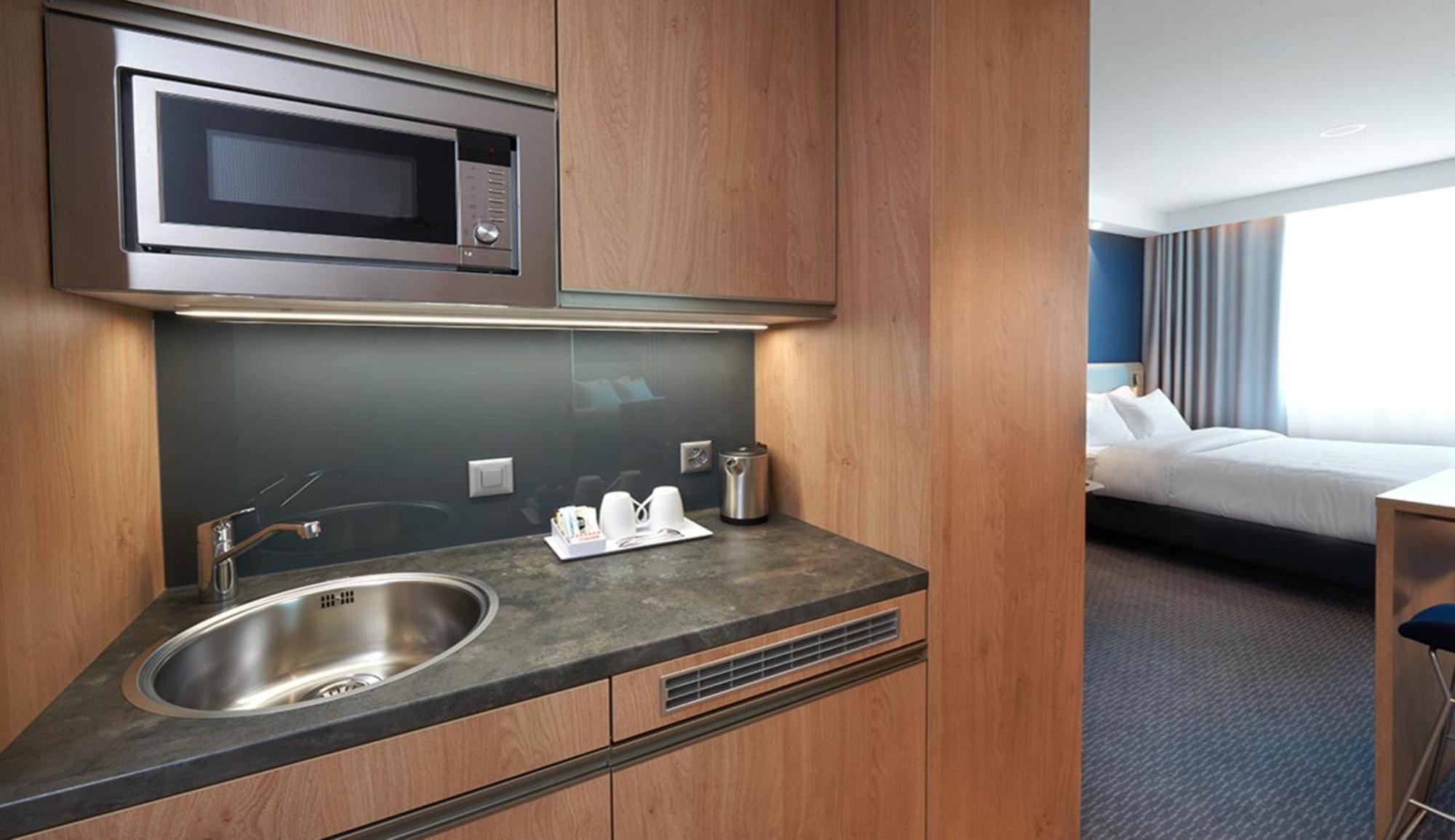 Apart-hotel Express & - Basel - By Ihg